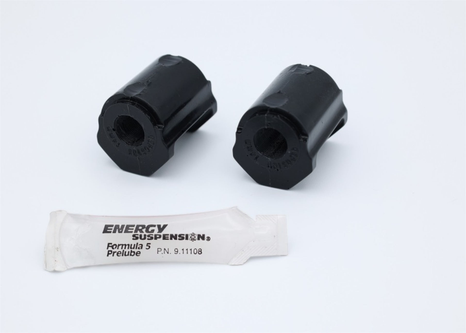 Picture of Energy Suspension 01-05 Lexus IS300 Rear Sway Bar Bushing 14mm - Black