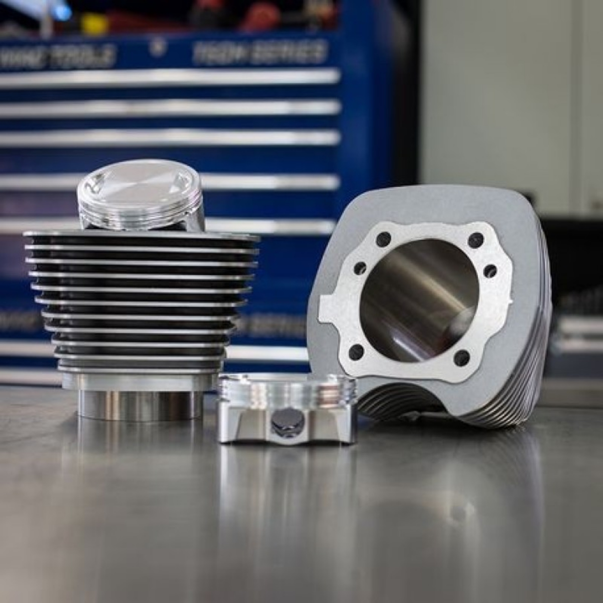 Picture of S&S Cycle 07-17 BT Models 110in Sidewinder Big Bore Kit - Silver
