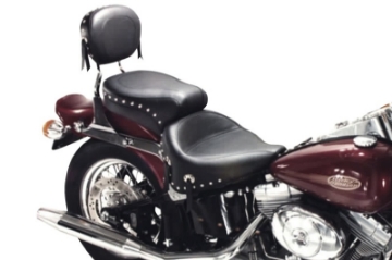 Picture of Mustang 84-06 Harley Standard Rear Tire Wide Touring 1PC Seat w-Studs- Black