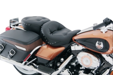 Picture of Mustang 08-21 Harley Electra Glide,Rd Glide,Rd King,Street Glide 1PC Seat w-Blk Pearl Studs - Black