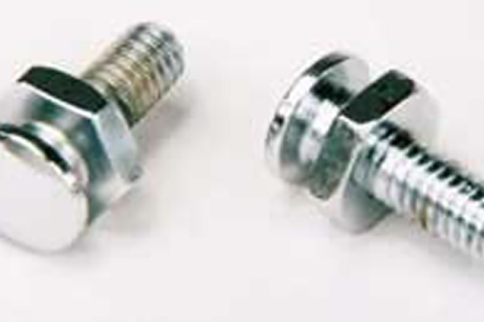 Picture of Mustang Solo Mounting Bolts, 5-16-24 Thread Pair