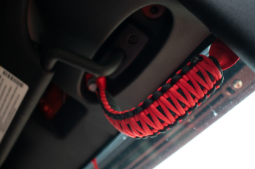 Picture of Fishbone Offroad 07-18 Wrangler JK A Pillar Sound Bar Red Paracord Grab Handles