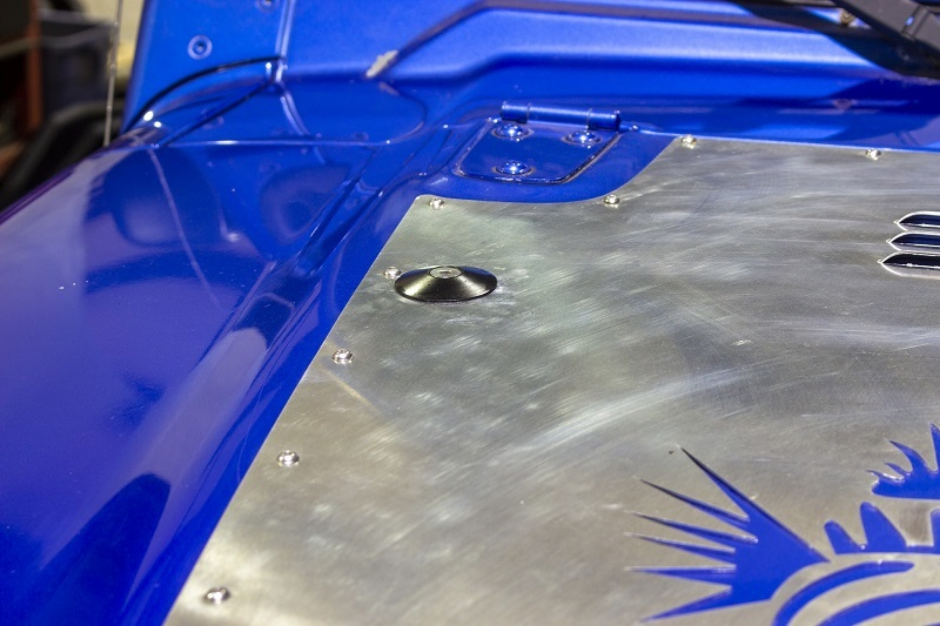 Picture of Kentrol 97-19 Jeep Wrangler JK-TJ Hood Bumper Deletes Polished Stainless Steel