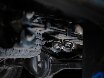 Picture of AWE 2016-2022 Toyota Tacoma 0FG Exhaust with BashGuard - No Tips