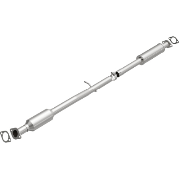 Picture of MagnaFlow Conv Direct Fit OEM 14-15 Hyundai Tucson 2-0L Underbody