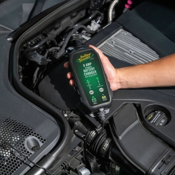 Picture of Battery Tender 8A Power Tender Selectable 12V Battery Charger