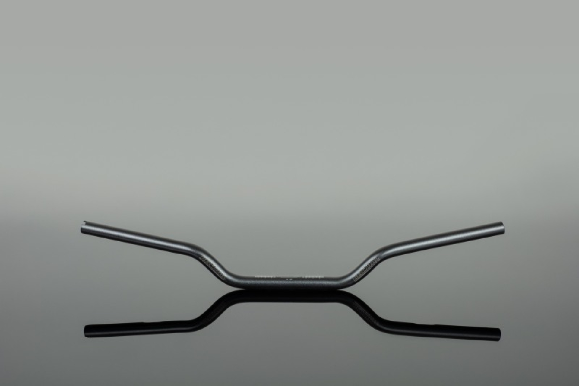 Picture of Renthal Harley-Davidson 1 in. V-Twin Handlebar - Mid - Black