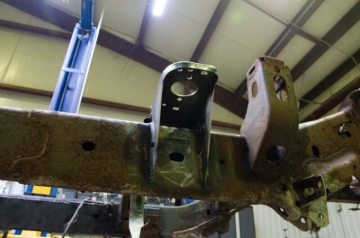 Picture of RustBuster 09-18 Ram Rear Cab Mount - Right