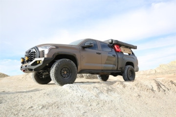 Picture of Fabtech 2022+ Toyota Tundra Sport 4WD Front Diff Drop Bracket Kit