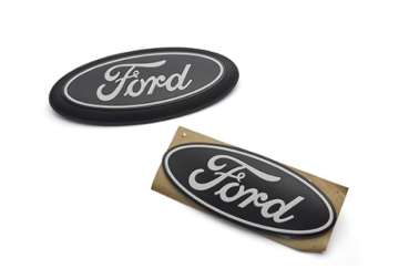 Picture of Ford Racing 24-26 F-150 Black Oval Kit w/o Camera