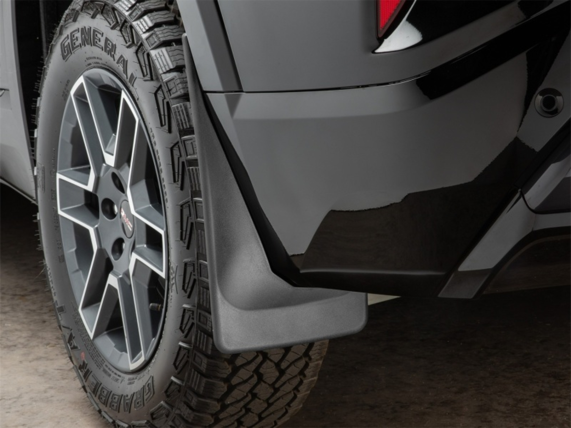 Picture of WeatherTech 25-26 GMC Terrain / Terrain Denali Rear No Drill MudFlaps - Black