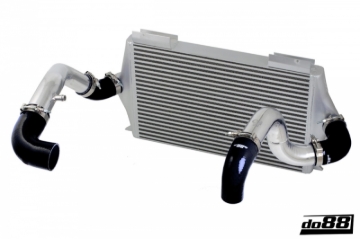 Picture of do88 92-98 Volvo 740/940 Turbo (76mm Throttle) BigPack Intercooler Kit w/Black Hoses