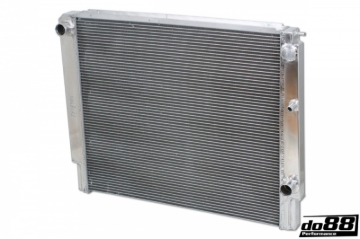 Picture of do88 Volvo 740 940 960 Manual 92-98 Radiator