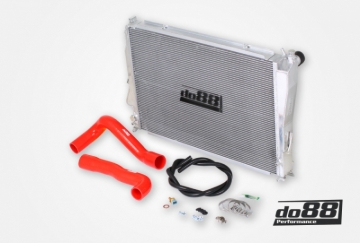Picture of do88 00-06 BMW M3 (E46) Aluminum Radiator w/Red Hoses