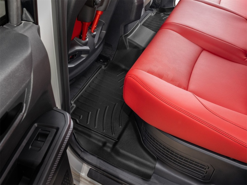 Picture of WeatherTech WT FloorLiner-Rear-Blk Floor Mats - 4418462