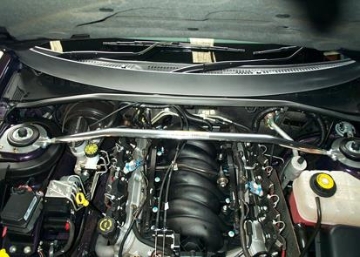 Picture of Whiteline 04-06 Pontiac GTO VY Front adjustable strut tower brace