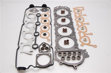 Picture of Cometic Street Pro Nissan 1995-98 KA24DE 2.4L 240SX 90mm Bore Top End Kit