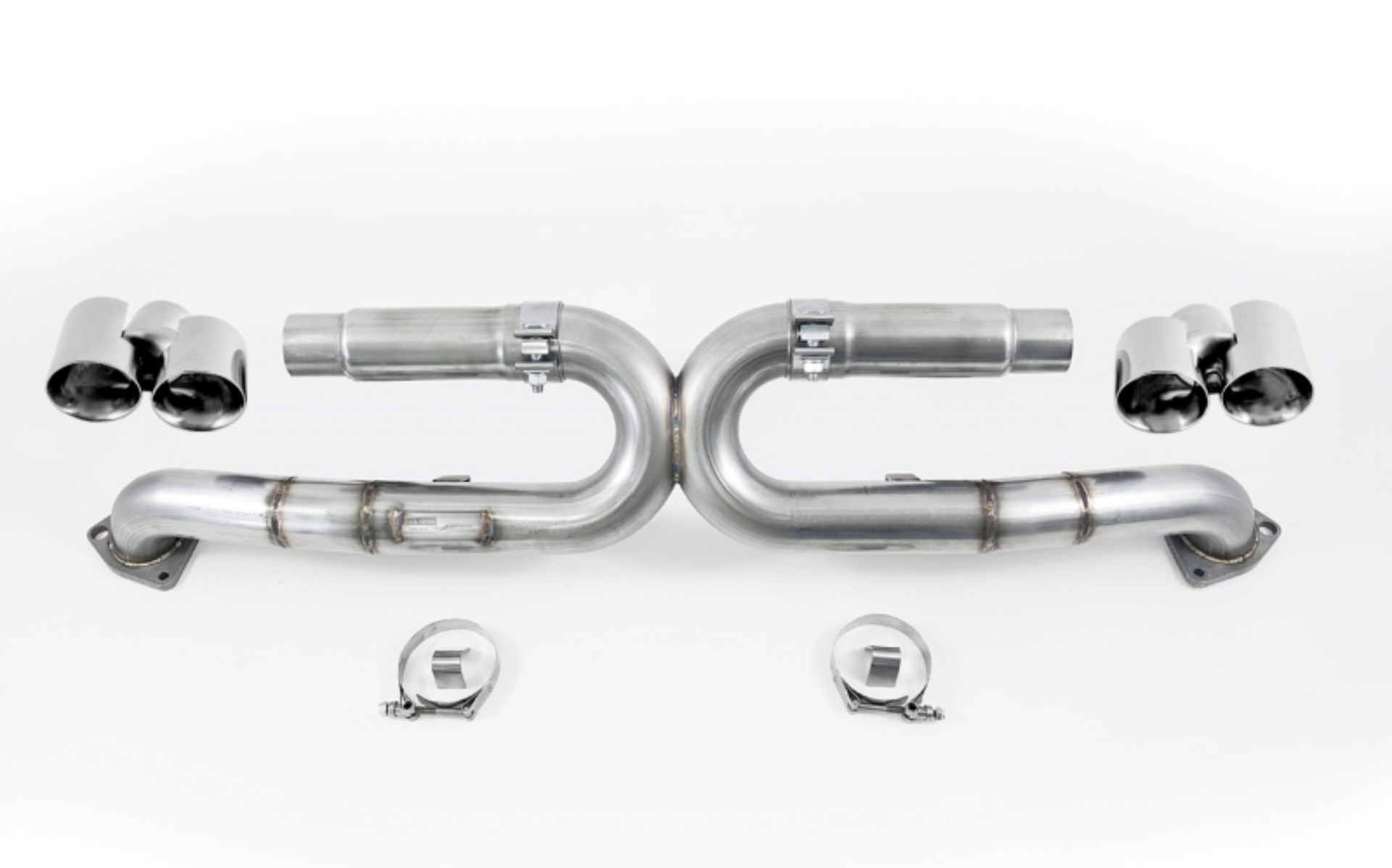Picture of AWE Tuning 991 Carrera Performance Exhaust - Chrome Silver Tips