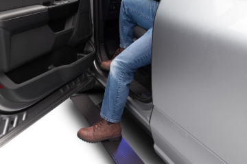 Picture of AMP Research 2007-2017 Mercedes-Benz Sprinter PowerStep - Black