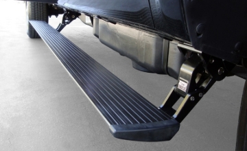 Picture of AMP Research 2015-2016 Chevy Silverado 2500/3500 Double/Crew Cab PowerStep Plug N Play - Black