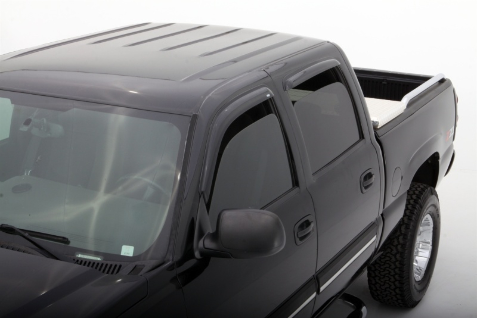 Picture of AVS 02-06 Cadillac Escalade EXT Ventvisor Outside Mount Window Deflectors 4pc - Smoke