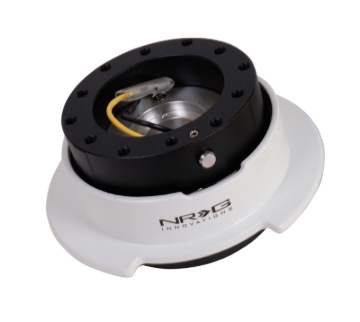 Picture of NRG Quick Release Kit Gen 2.5 - Black / White Ring w/Finger Grooves