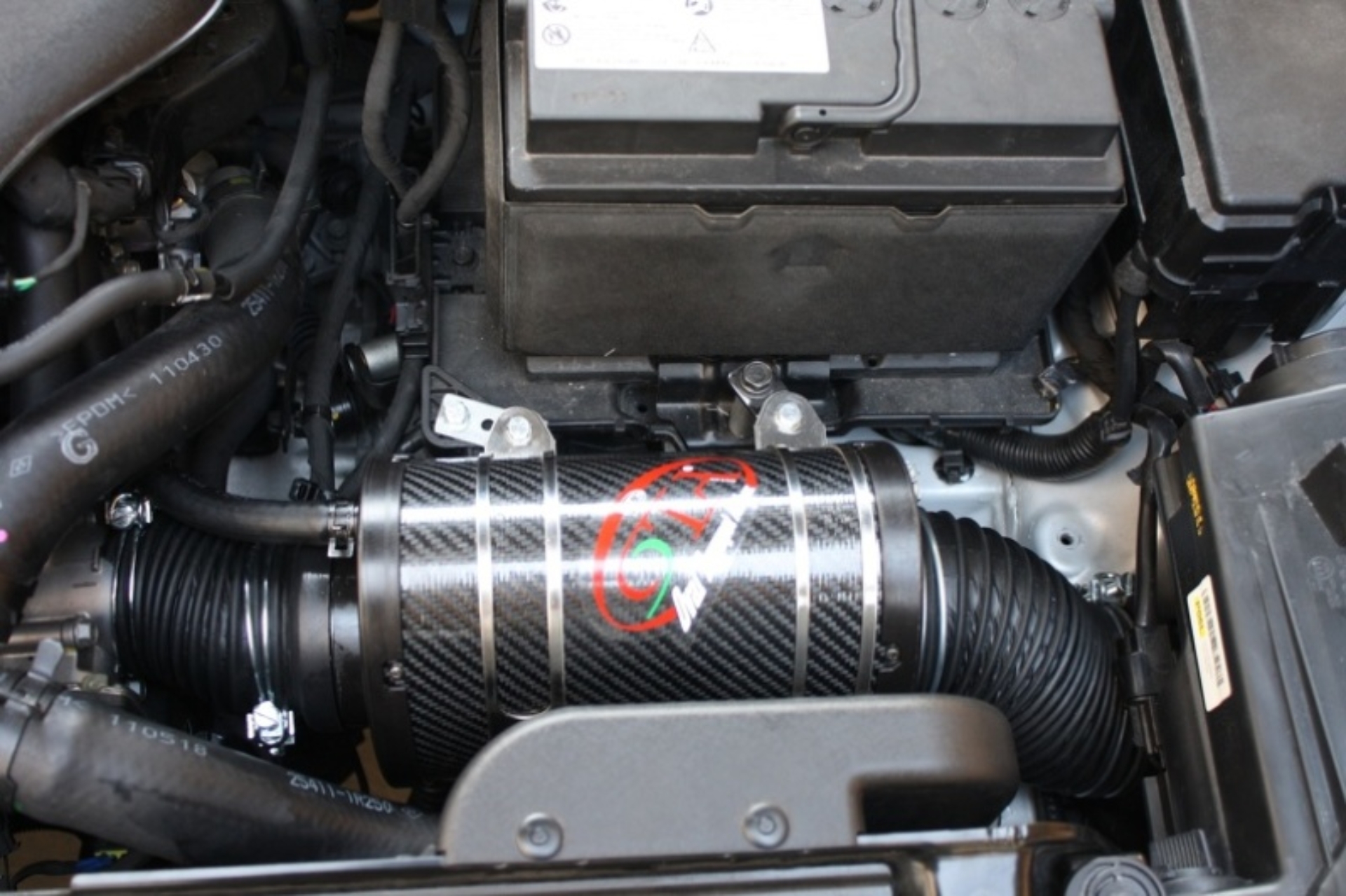 Picture of BMC 2011 Hyundai Veloster 1.6L GDI Oval Trumpet Airbox Kit