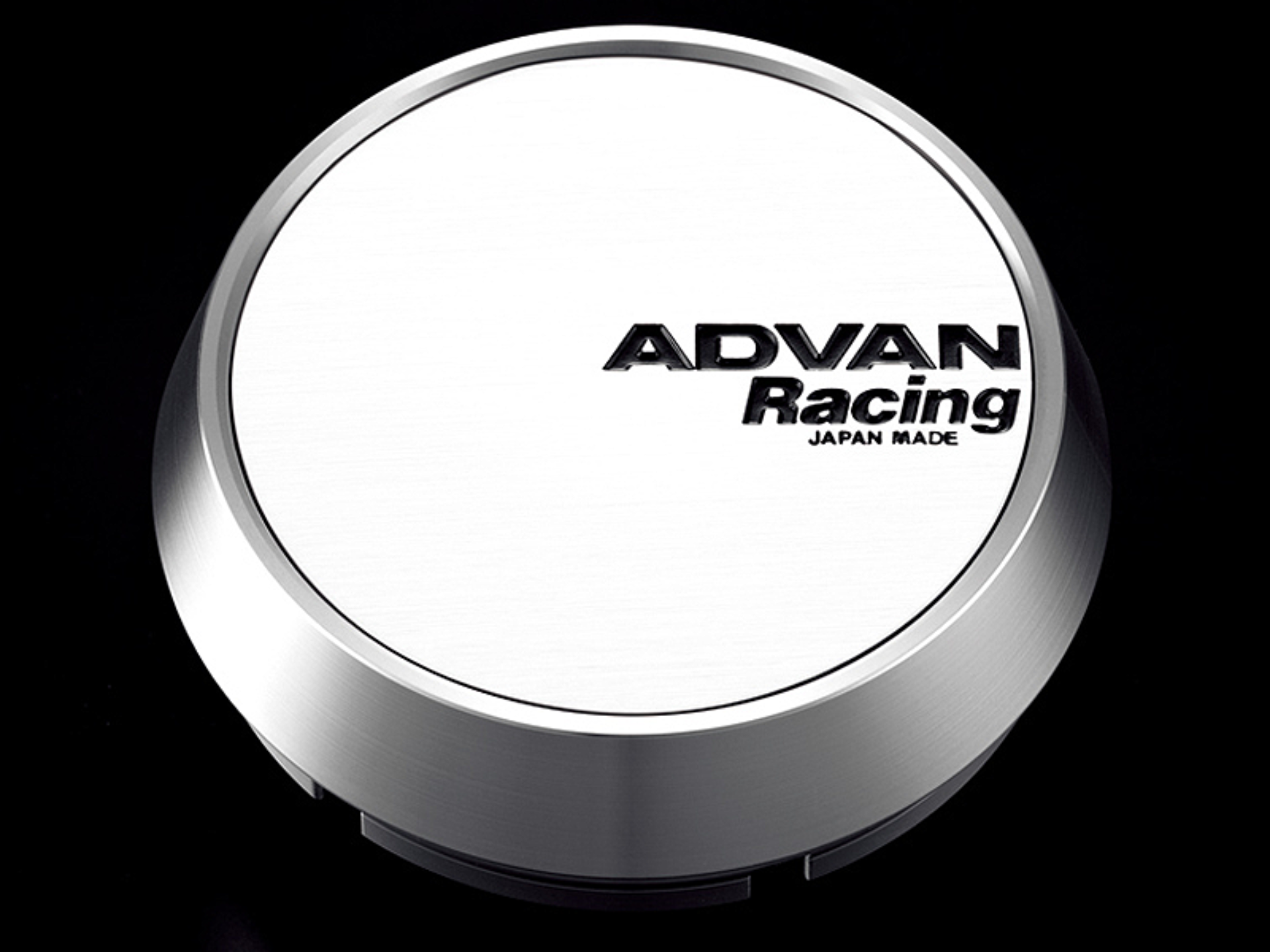 Picture of Advan 73mm Middle Center Cap - White/Silver Alumite