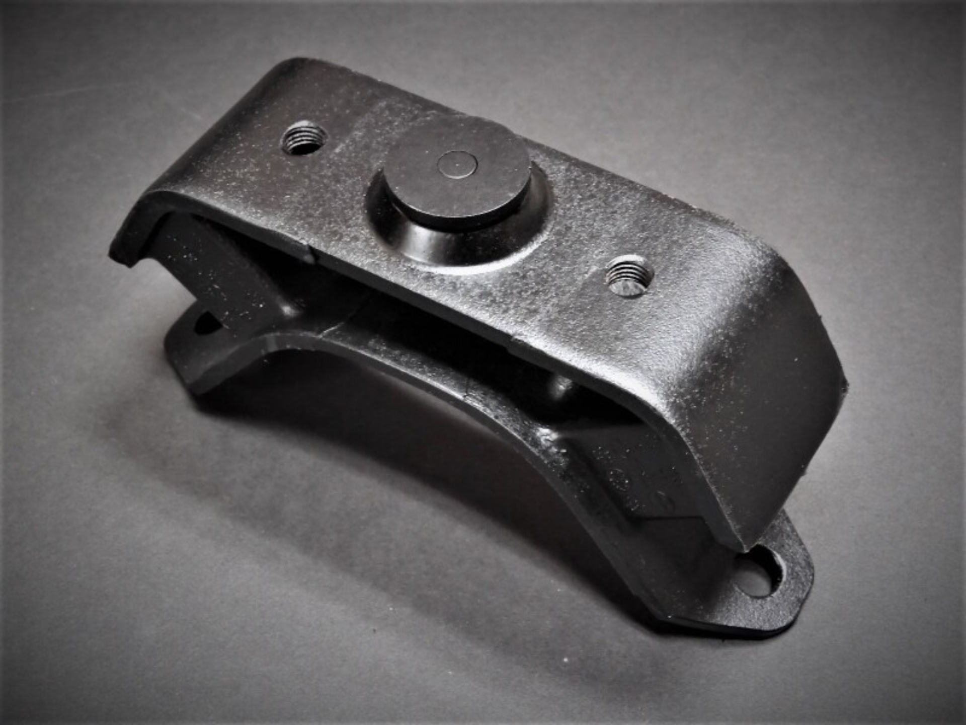 Picture of Cusco 83-87 Toyota Corolla GT-S (Trueno) (AE86) OEM Shape Transmission Mount