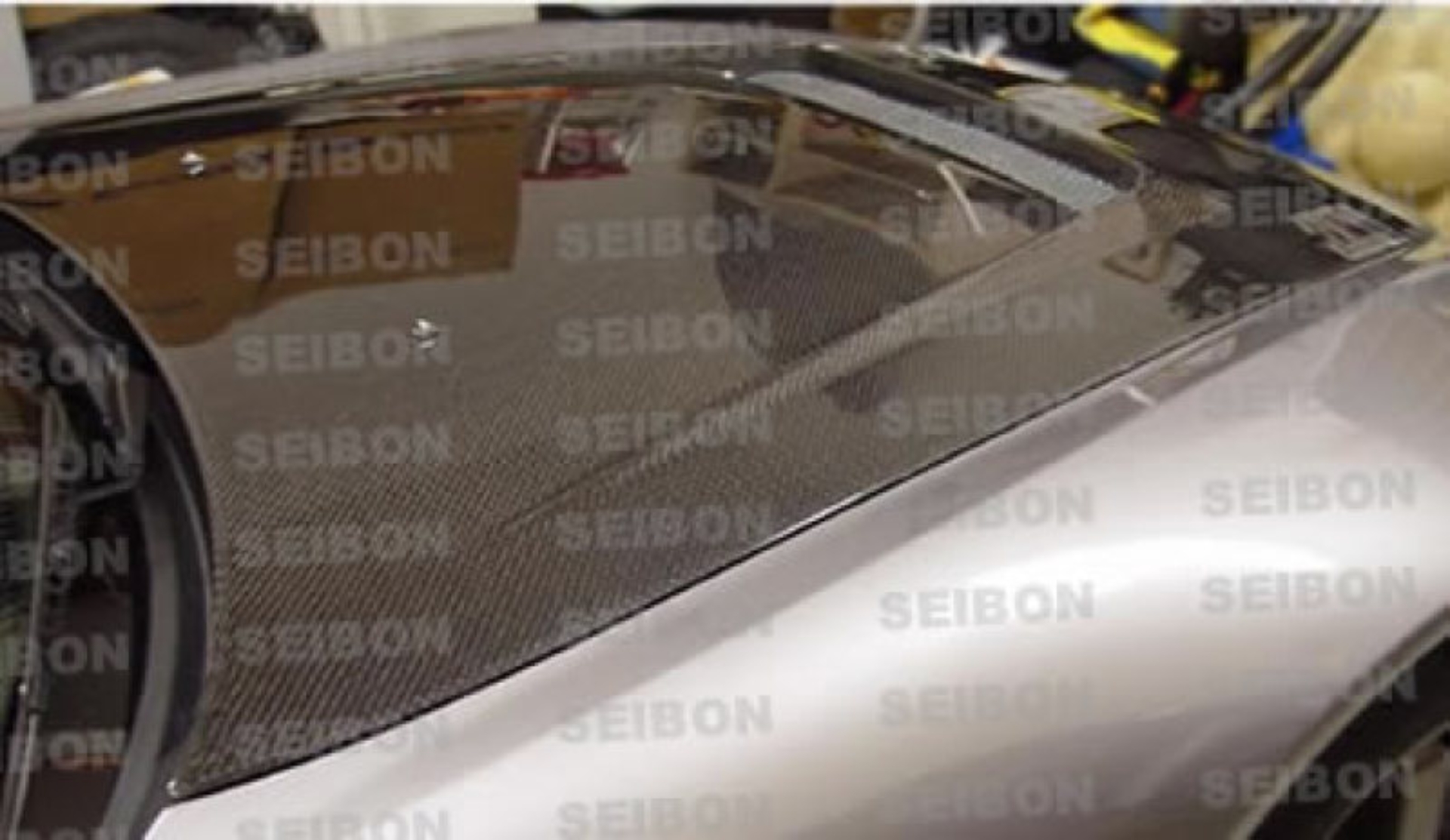 Picture of Seibon 00-10 Honda S2000 (AP1/2) VSII Carbon Fiber Hood