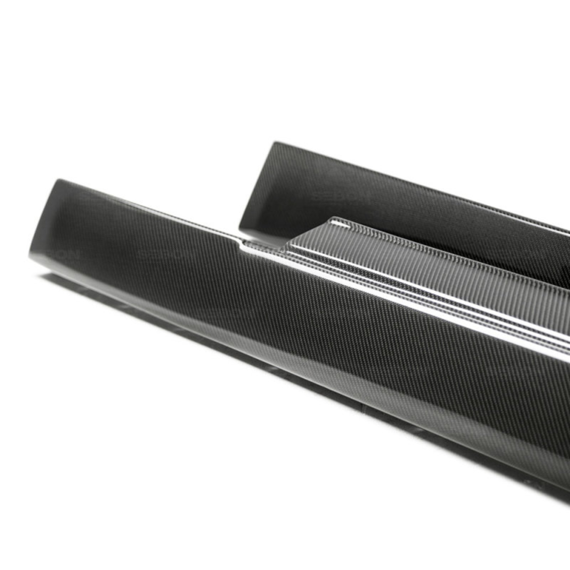 Picture of Seibon SEI Side Skirts - SS0910NSGTR-OE