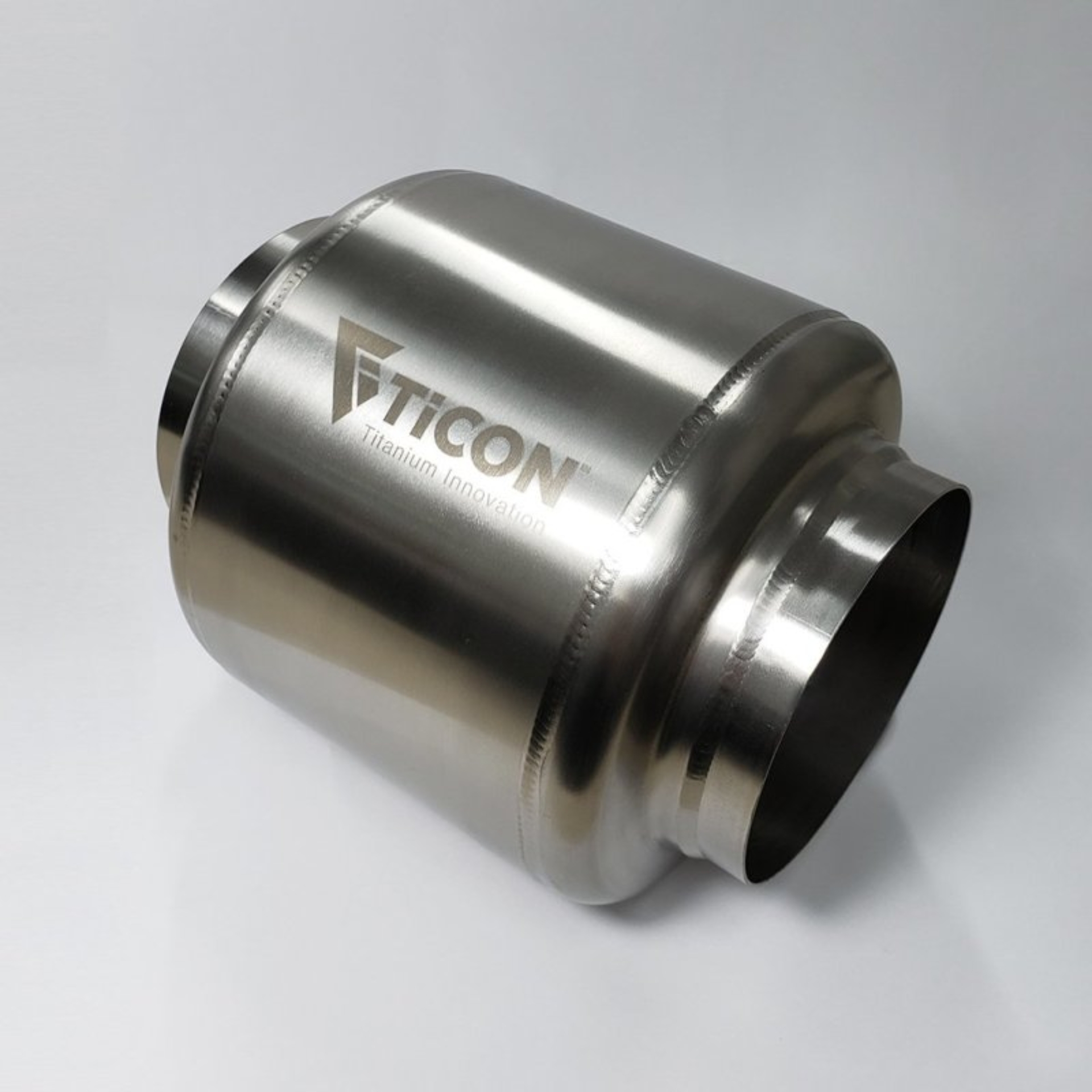 Picture of Ticon Industries 7in OAL 4.0in In/Out Ultralight Titanium Muffler