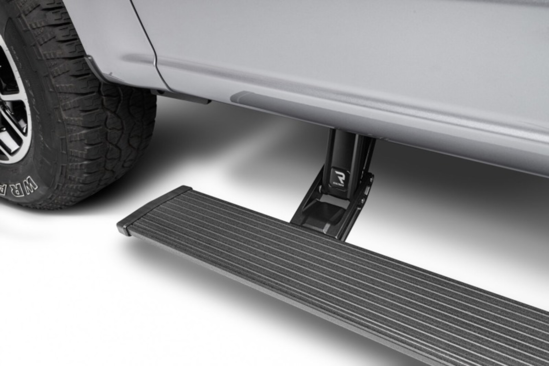 Picture of AMP Research 2019 Ram 2500 PowerStep Plug N Play - Black (Fits Gas Models Only - All Cabs)