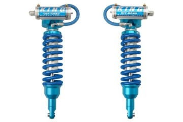 Picture of King Shocks 2015+ Chevrolet/GMC Colorado/Canyon Front 2.5 Dia Remote Reservoir Coilover (Pair)