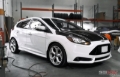 Picture of Seibon 12-13 Ford Focus RS-Style Carbon Fiber Hood