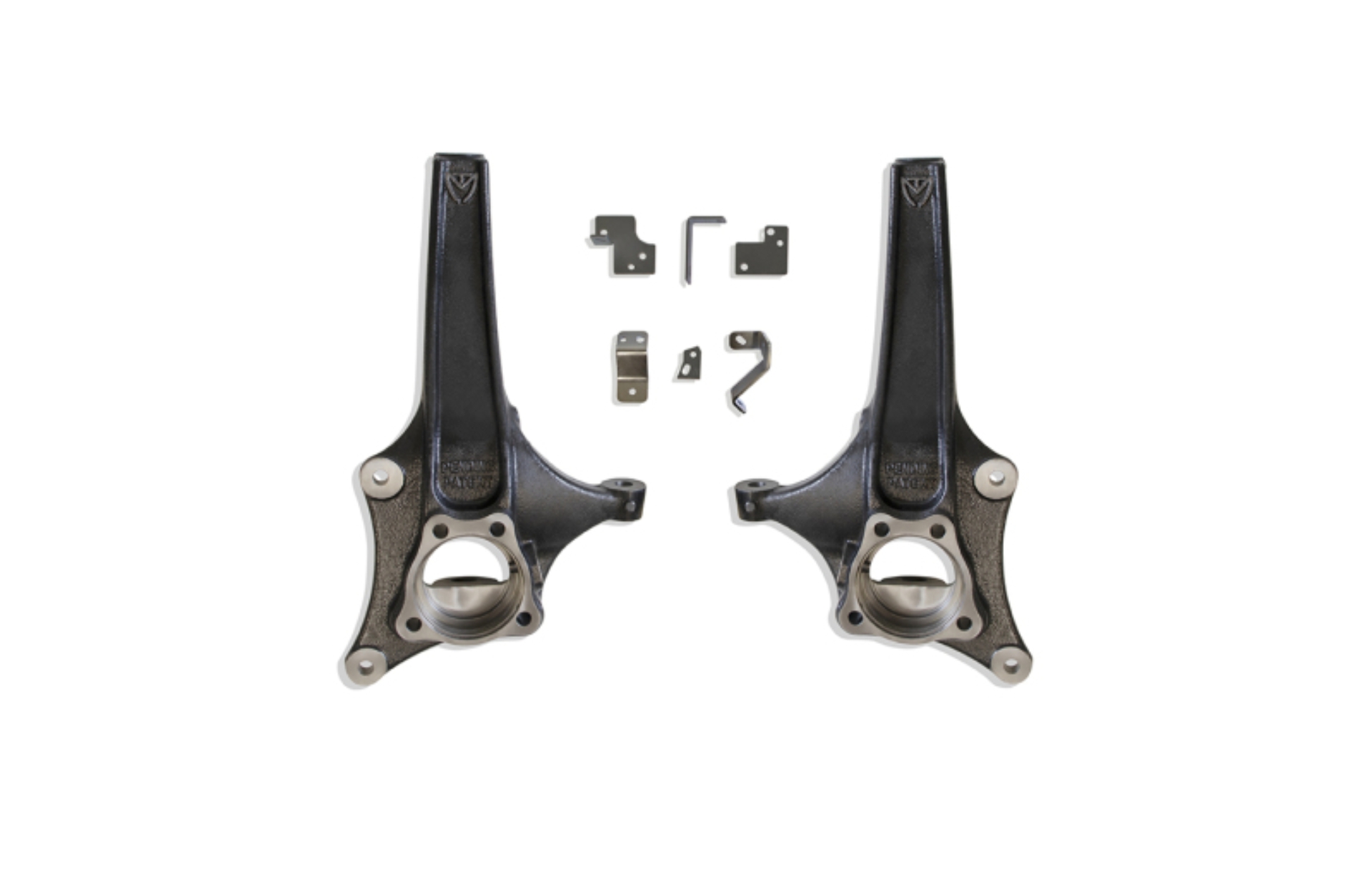 Picture of MaxTrac 19-20 GM C1500 2WD 3.5in Front Lift Spindles w/Extended DOT Compliant Brake Lines