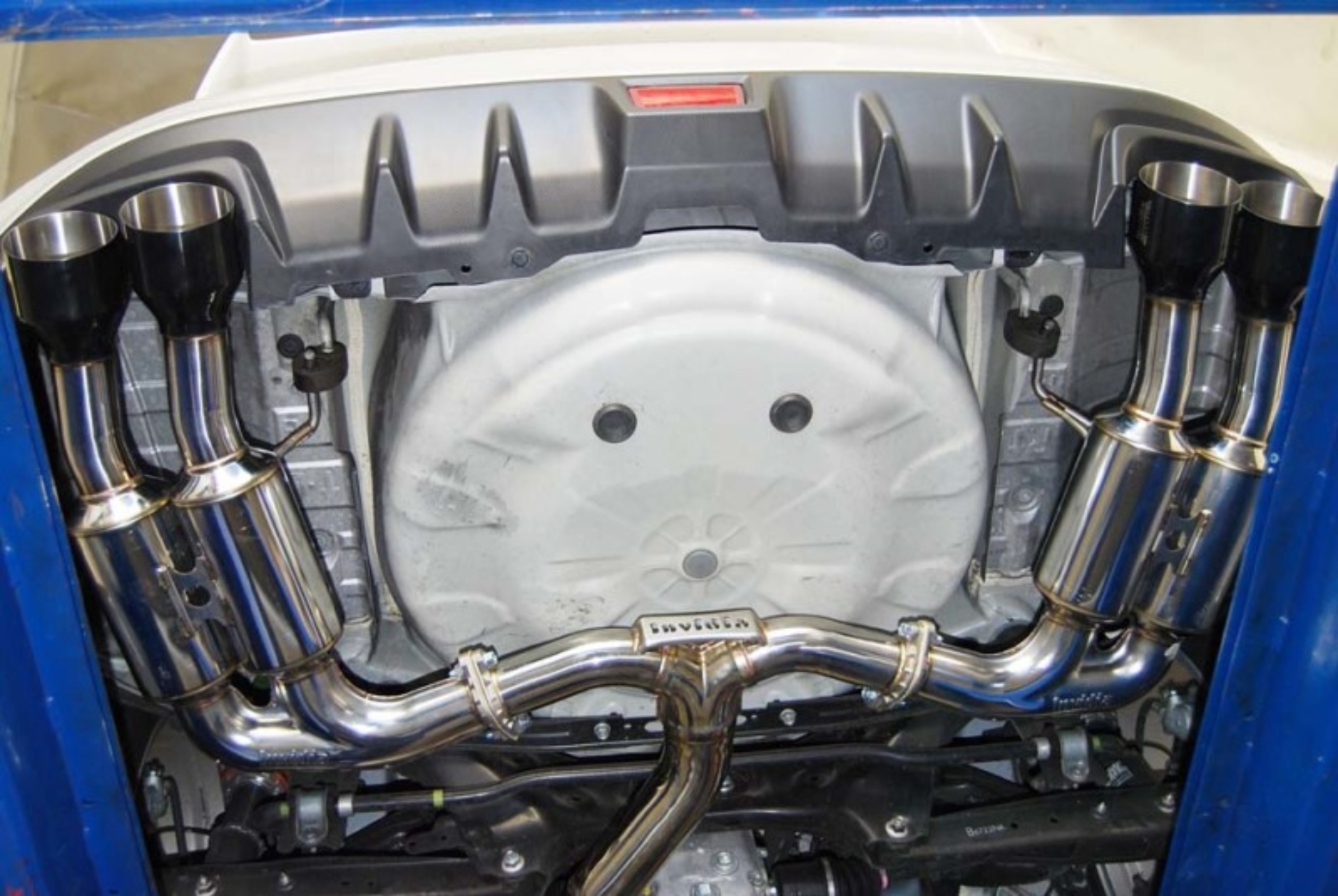 Picture of Invidia 2015+ Subaru WRX / STI Gemini/R400 Single Layer Quad Black Tip Cat-Back Exhaust