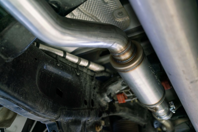 Picture of MBRP 3in Single in/out Muffler Replacement, 19-20 Ram 1500 5.7L, High Flow, T409