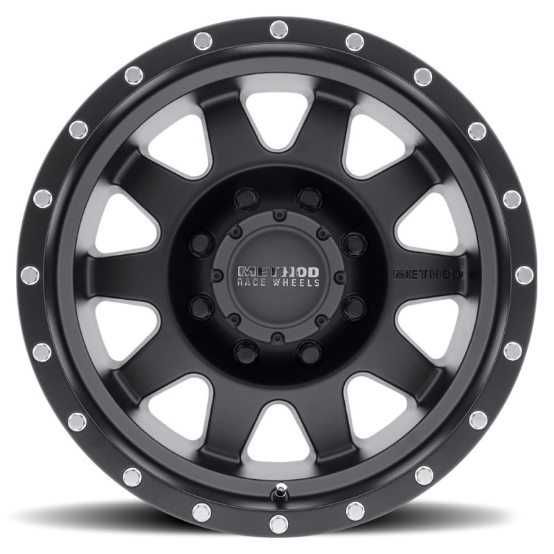 Picture of Method MR301 The Standard 17x8.5 +25mm Offset 8x6.5 130.81mm CB Matte Black Wheel