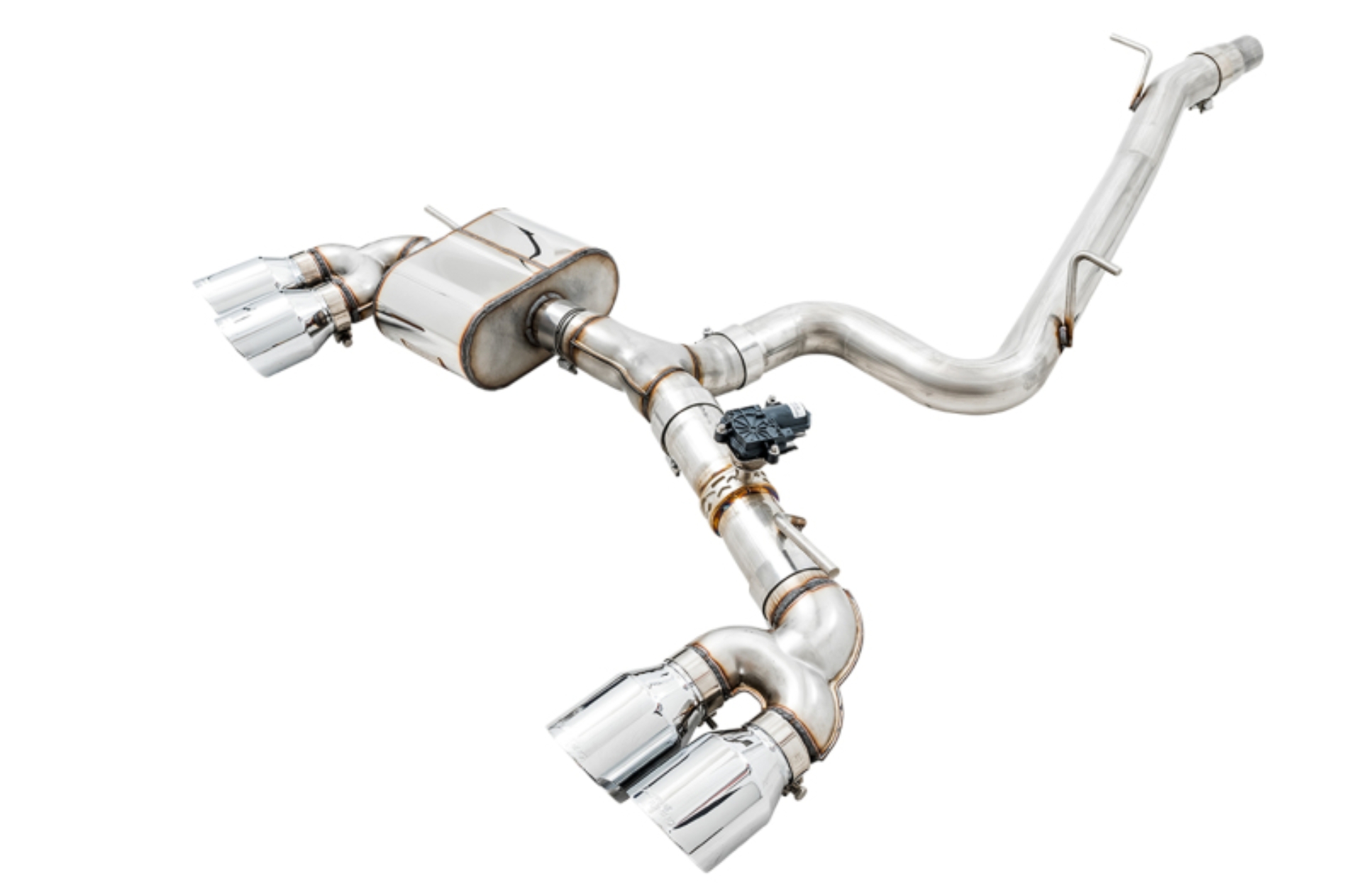 Picture of AWE Tuning Mk7 Golf R SwitchPath Exhaust w/Chrome Silver Tips 102mm