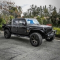 Picture of Westin 2020 Jeep Gladiator HDX Xtreme Nerf Step Bars - Textured Black