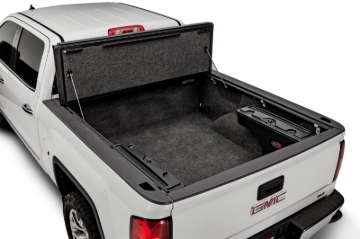 Picture of UnderCover 14-18 Chevy Silverado 1500 (19 Legacy) 8ft Ultra Flex Bed Cover