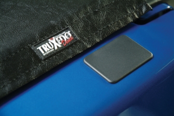 Picture of Truxedo 99-13 GM Full Size/Classic Pickup Stake Pocket Covers - 4 Pack