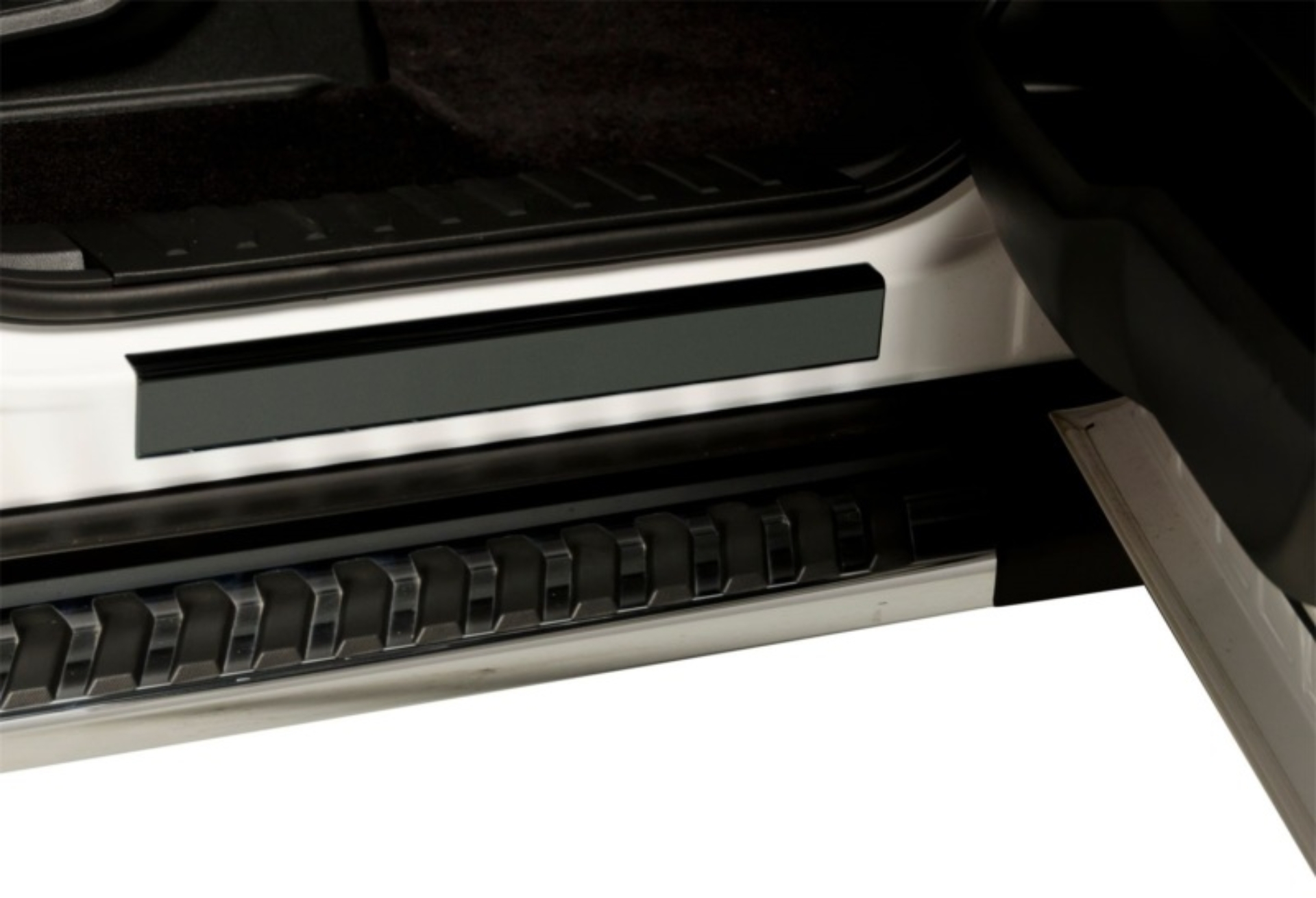 Picture of Putco 14-18 Chevy Silverado LD - Double Cab (8pcs) Black Platinum Door Sills