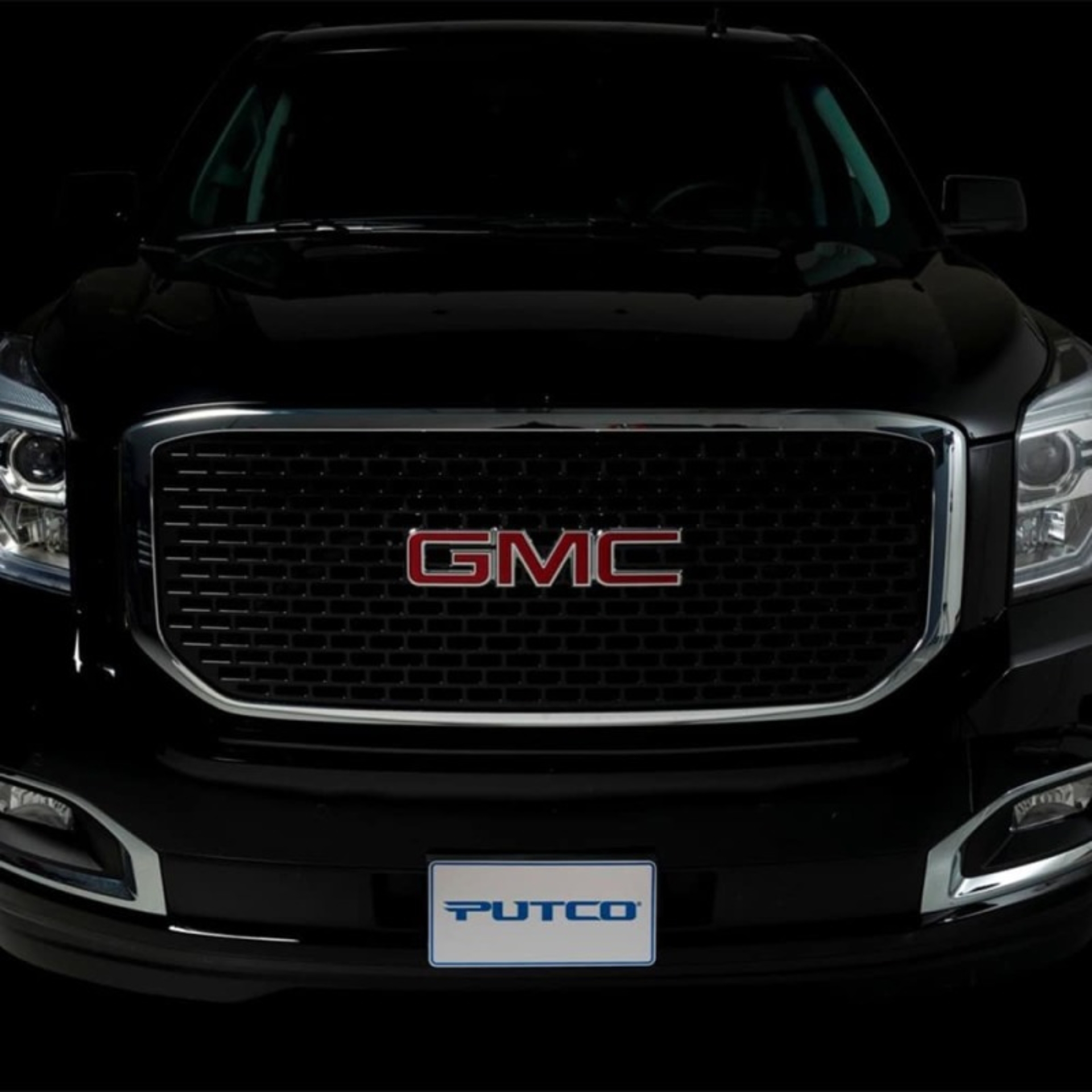 Picture of Putco 15-20 GMC Yukon XL - Liquid 3D Slot / Black Denali Style Lighted Boss Grille