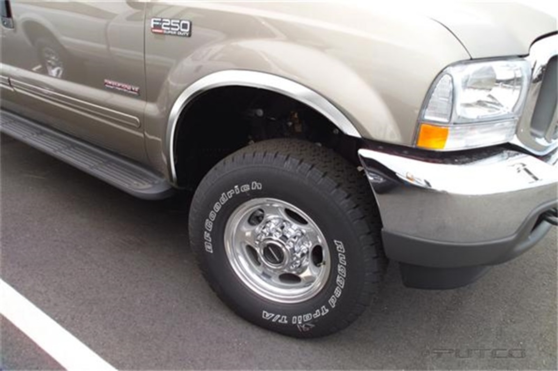 Picture of Putco PUT Steel Fender Trim Exterior Trim - 97216