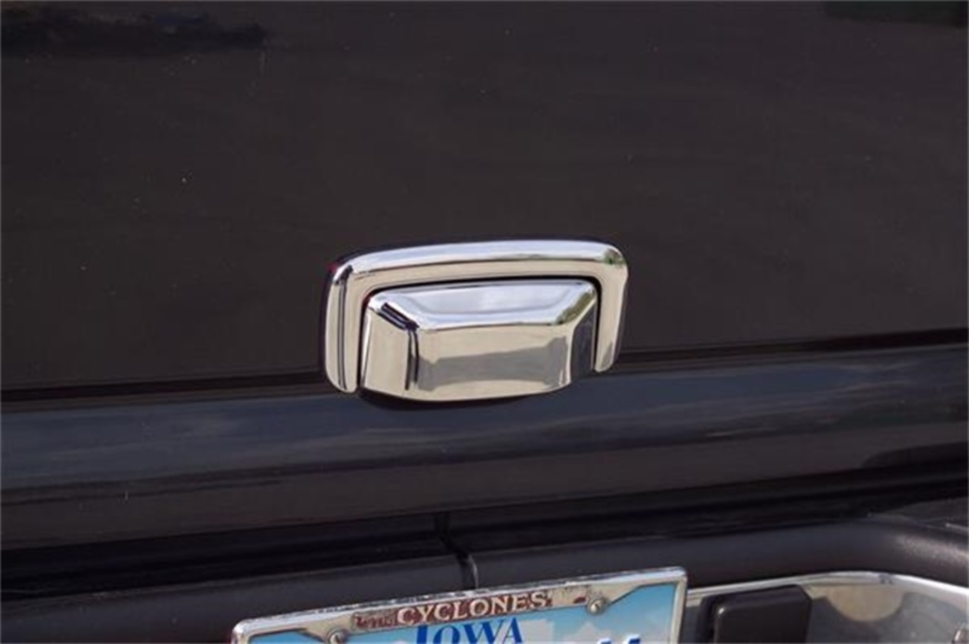 Picture of Putco 95-02 Chevrolet S-10 Blazer Rear Door Handle w/ Keyhole Tailgate & Rear Handle Covers