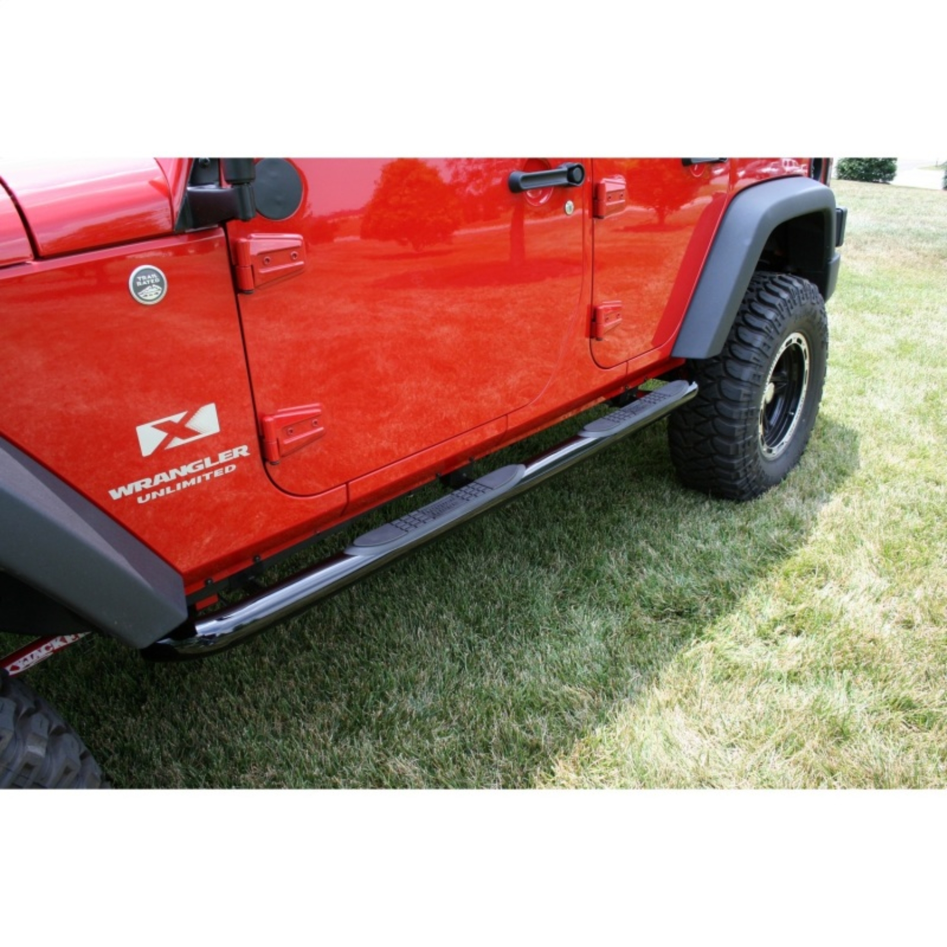Picture of Rugged Ridge 3-In Round Side Steps Black 07-18 4-Door Jeep Wrangler
