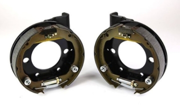 Picture of Wilwood Brackets (2) - Disc/Drum 2005+ Mustang 8.8in Offset (Less Caliper Brackets)