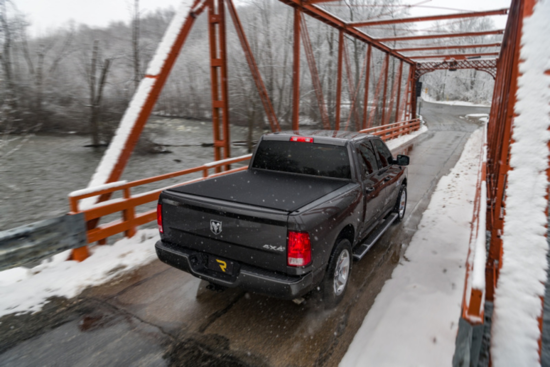 Picture of Truxedo 19-21 RAM 1500 (New Body) w/Multifunction Tailgate 5ft 7in Sentry CT Bed Cover